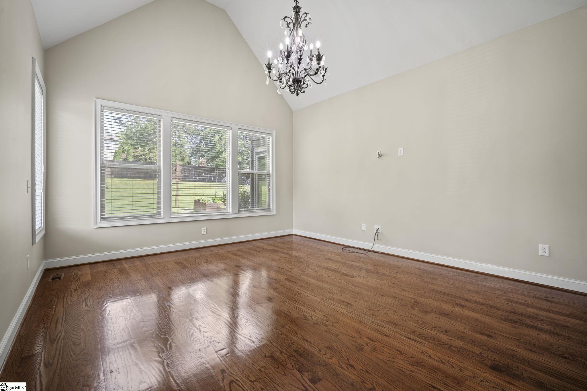 Greer, South Carolina 29651, United States, 5 Bedrooms Bedrooms, ,4 BathroomsBathrooms,Residential,Active,155197