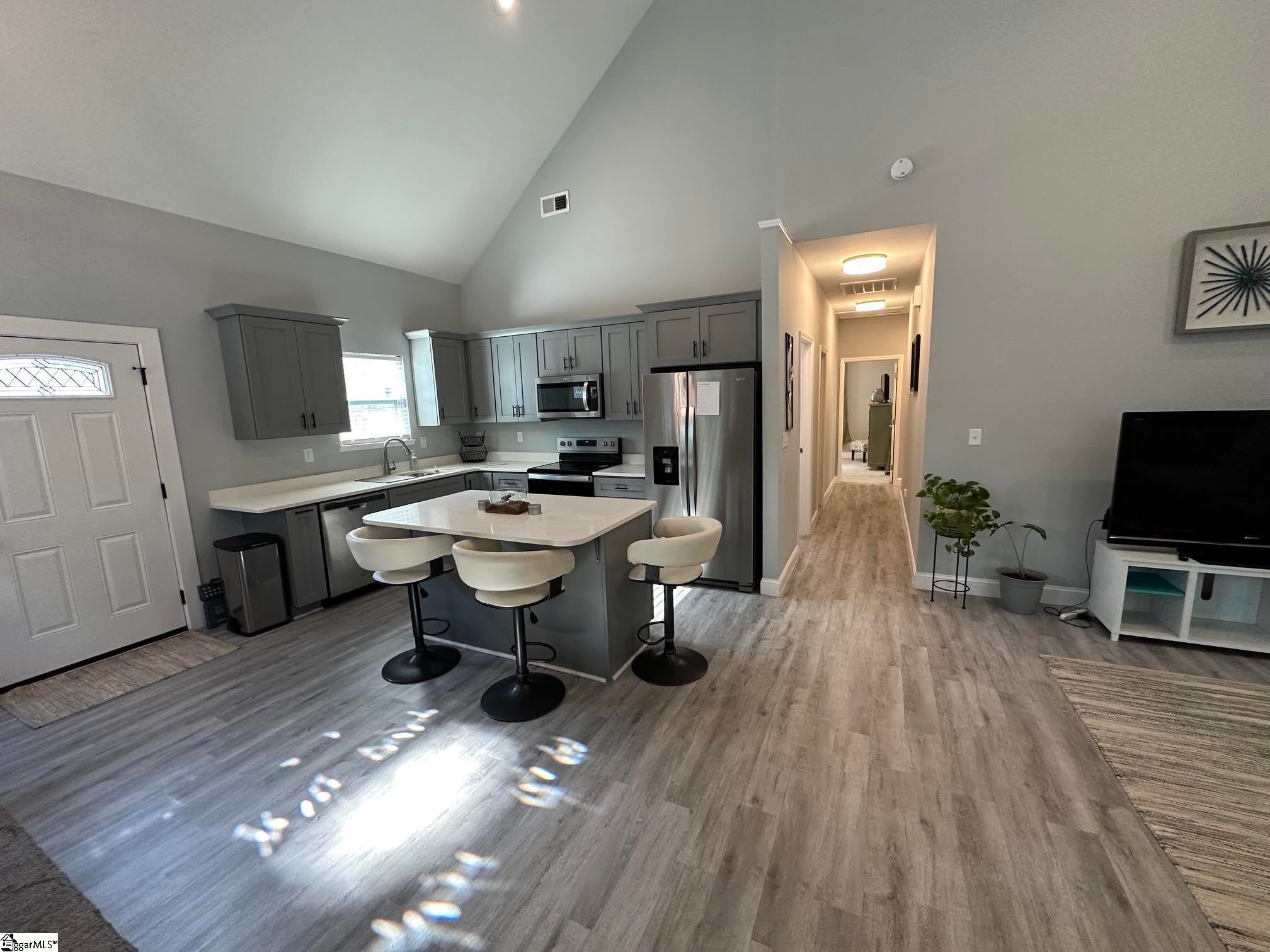 Real Estate Search 2 151 Carolina Avenue