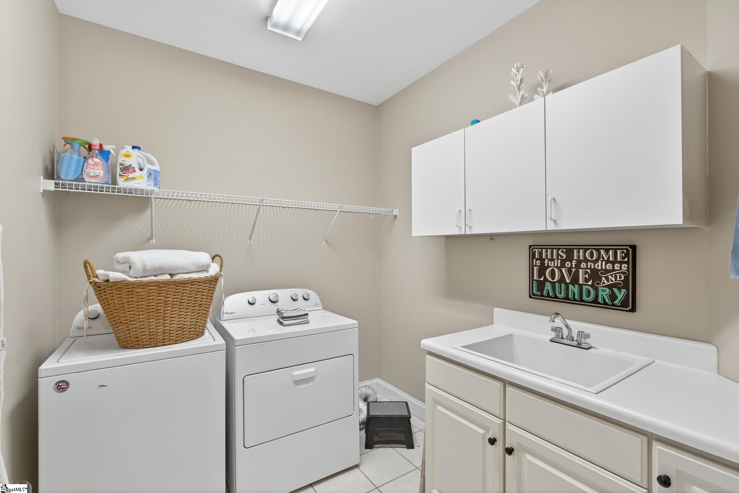 Simpsonville, South Carolina 29680, United States, 4 Bedrooms Bedrooms, ,4 BathroomsBathrooms,Residential,Active,244642