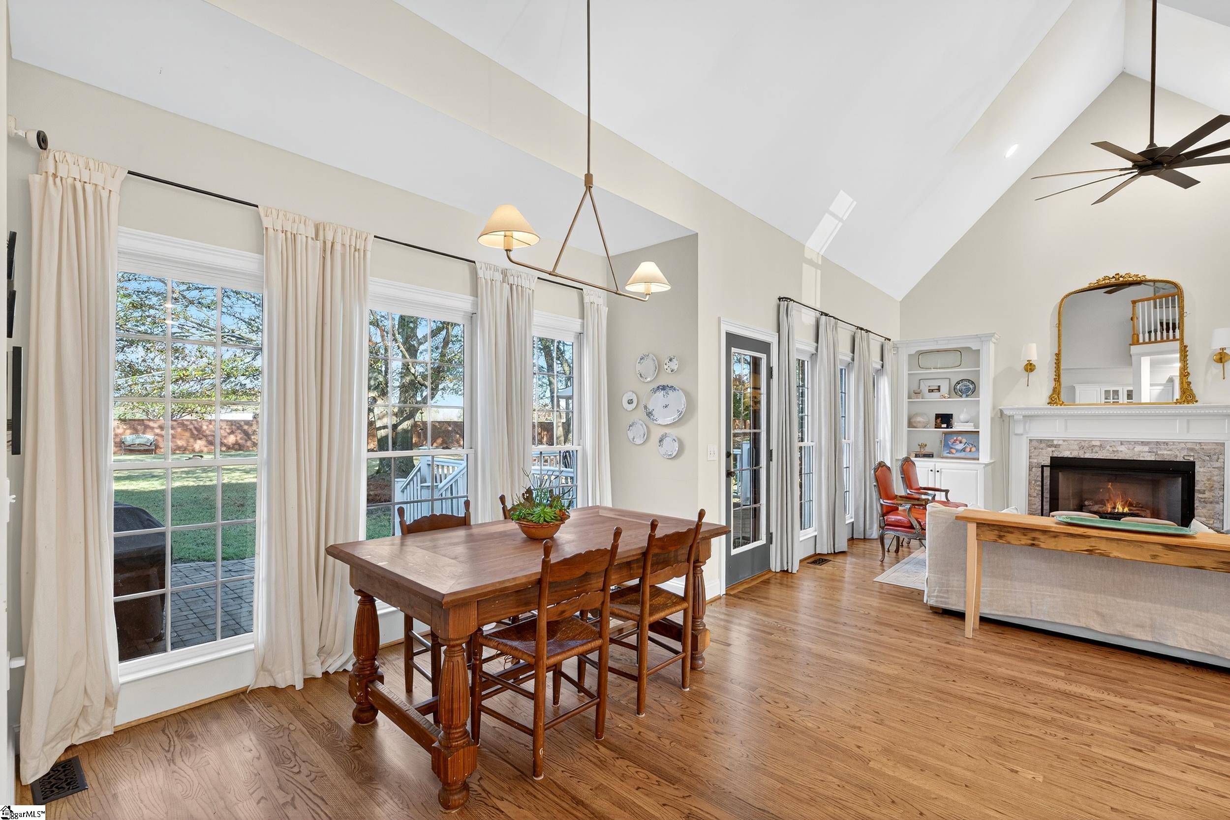 Simpsonville, South Carolina 29680, United States, 4 Bedrooms Bedrooms, ,4 BathroomsBathrooms,Residential,Active,244642