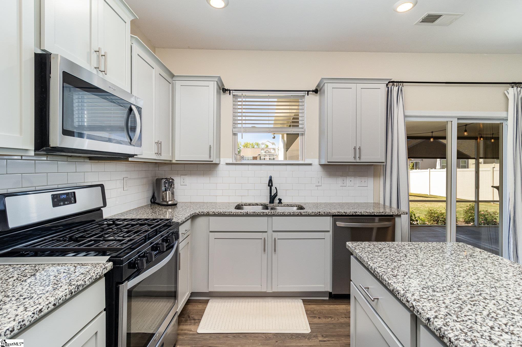 Greer, South Carolina 29650, United States, 4 Bedrooms Bedrooms, ,3 BathroomsBathrooms,Residential,Contingent,116207