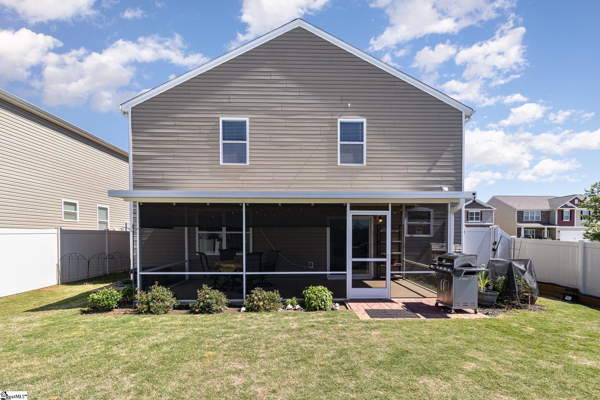 Greer, South Carolina 29650, United States, 4 Bedrooms Bedrooms, ,3 BathroomsBathrooms,Residential,Contingent,116207