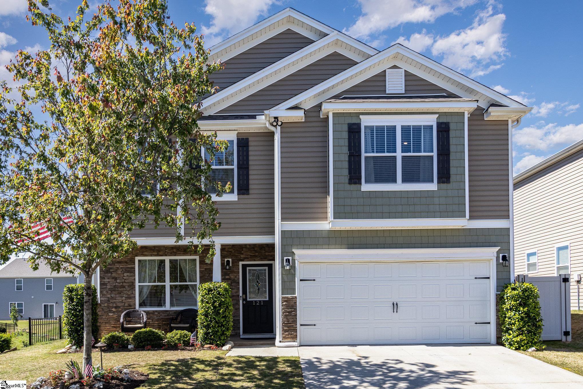 Greer, South Carolina 29650, United States, 4 Bedrooms Bedrooms, ,3 BathroomsBathrooms,Residential,Contingent,116207 Greer, South Carolina 29650, United States, 4 Bedrooms Bedrooms, ,3 BathroomsBathrooms,Residential,Contingent,116207