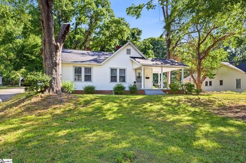 Photo of 524 Church Street, Laurens, SC 29360 (MLS # 1592753)