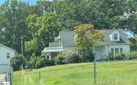 Photo of 2819 Poinsett Highway, Greenville, SC 29609 (MLS # 1602760)