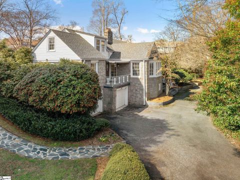 Photo of 47 Douglas Drive, Greenville, SC 29605 (MLS # 1591602)