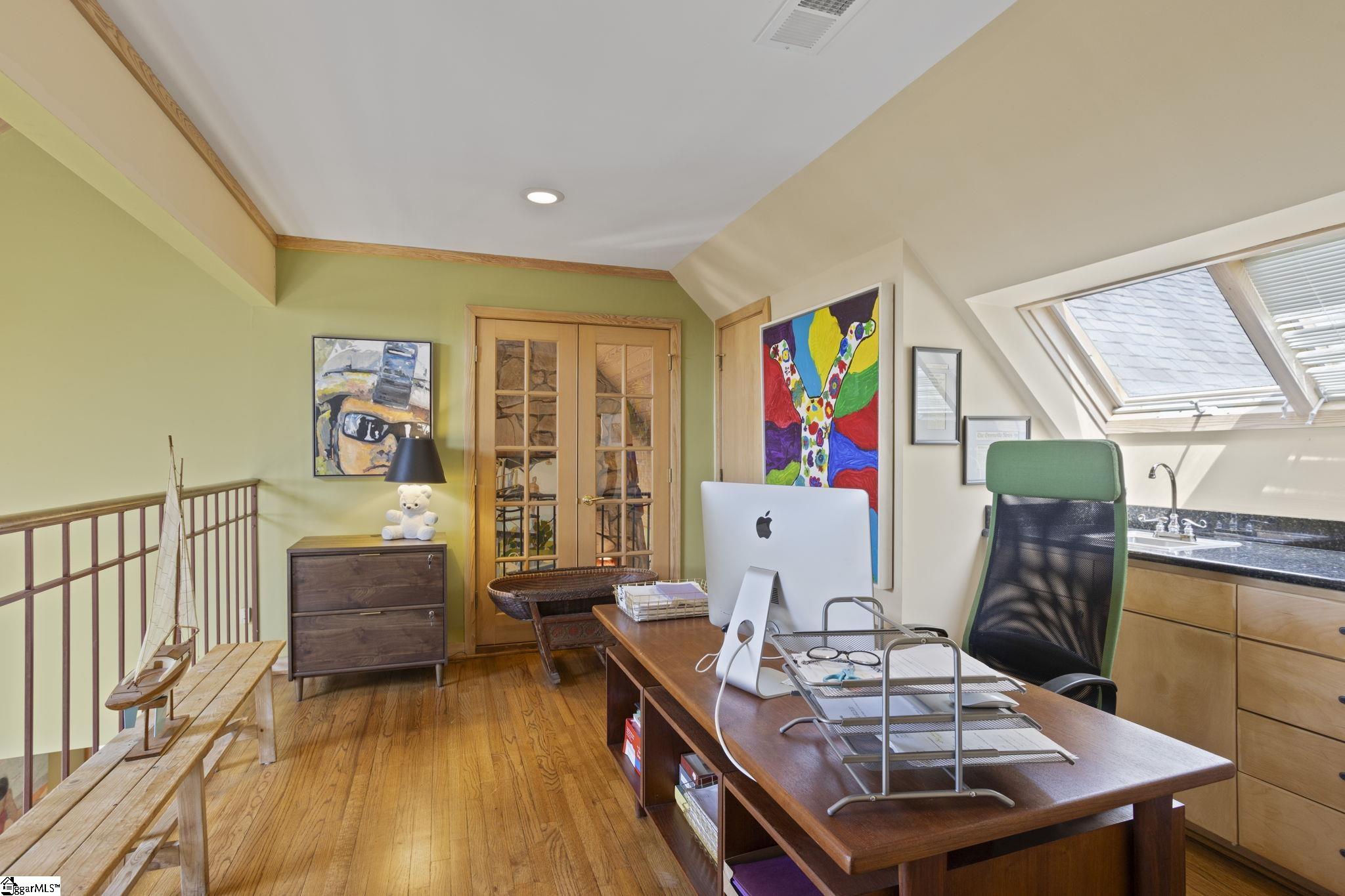 Greenville, South Carolina 29609, United States, 6 Bedrooms Bedrooms, ,7 BathroomsBathrooms,Residential,Active,151409