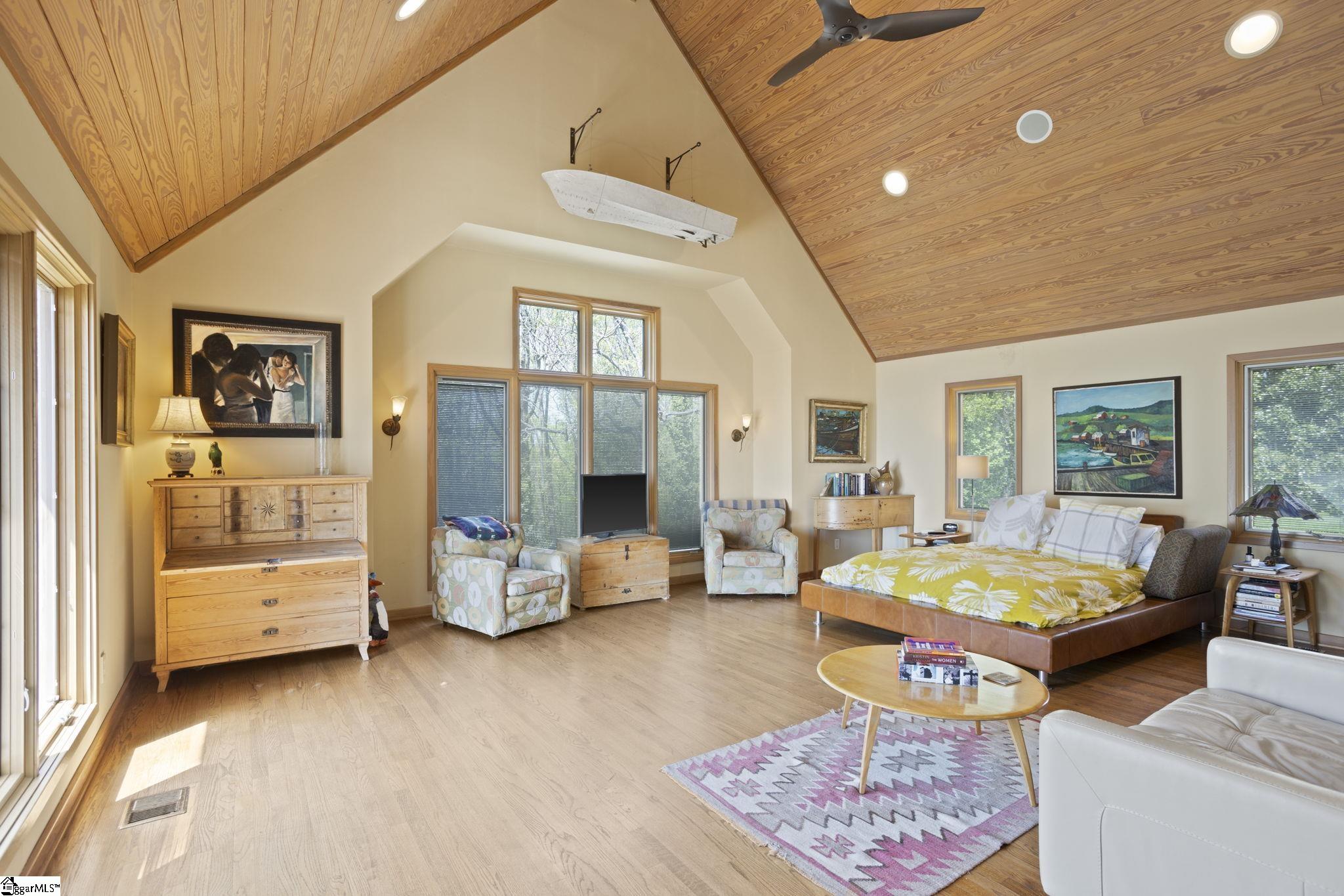 Greenville, South Carolina 29609, United States, 6 Bedrooms Bedrooms, ,7 BathroomsBathrooms,Residential,Active,151409