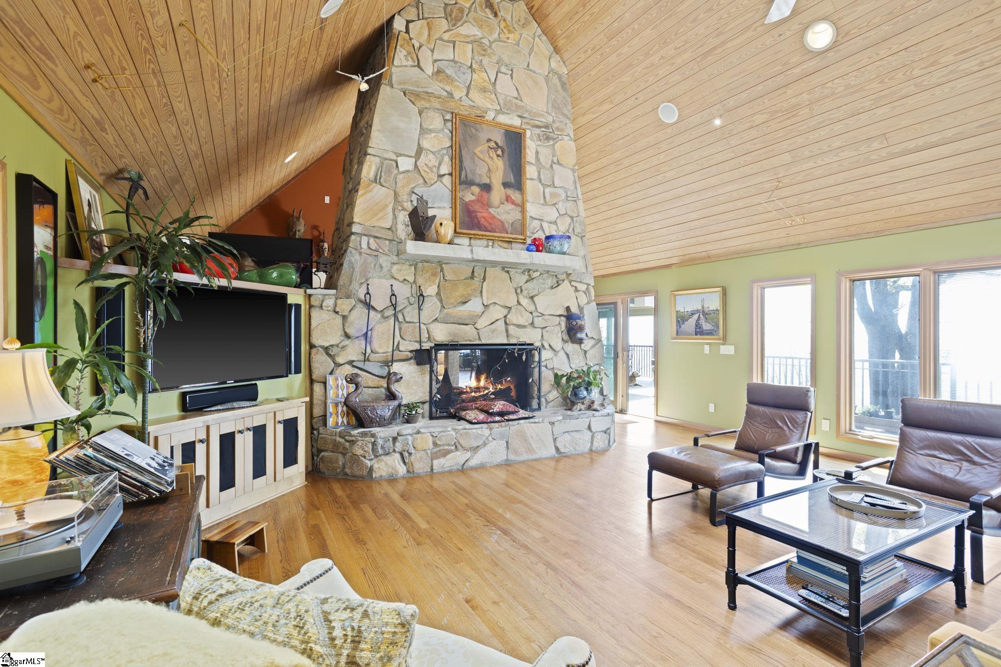 Greenville, South Carolina 29609, United States, 6 Bedrooms Bedrooms, ,7 BathroomsBathrooms,Residential,Active,151409