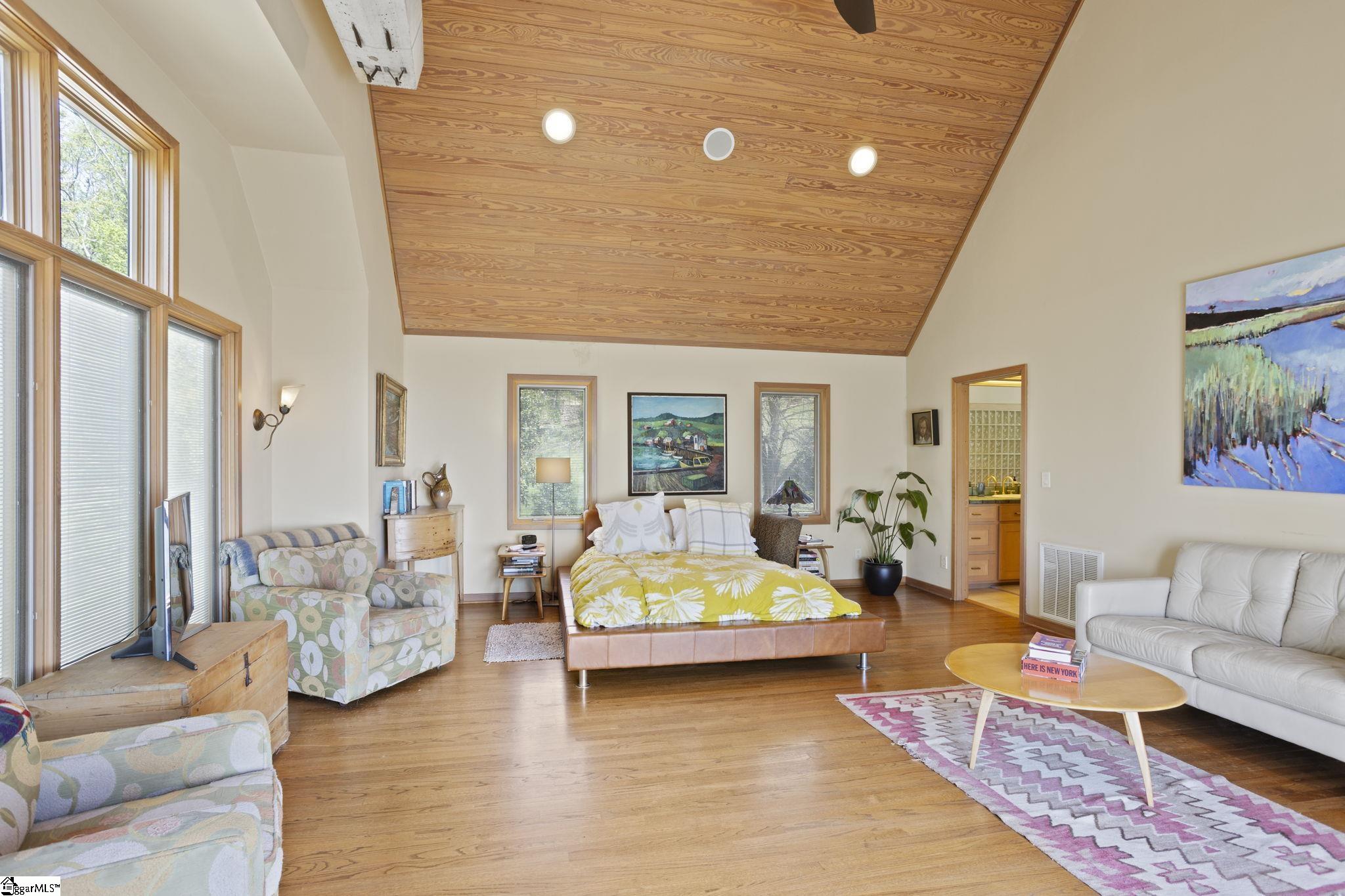 Greenville, South Carolina 29609, United States, 6 Bedrooms Bedrooms, ,7 BathroomsBathrooms,Residential,Active,151409