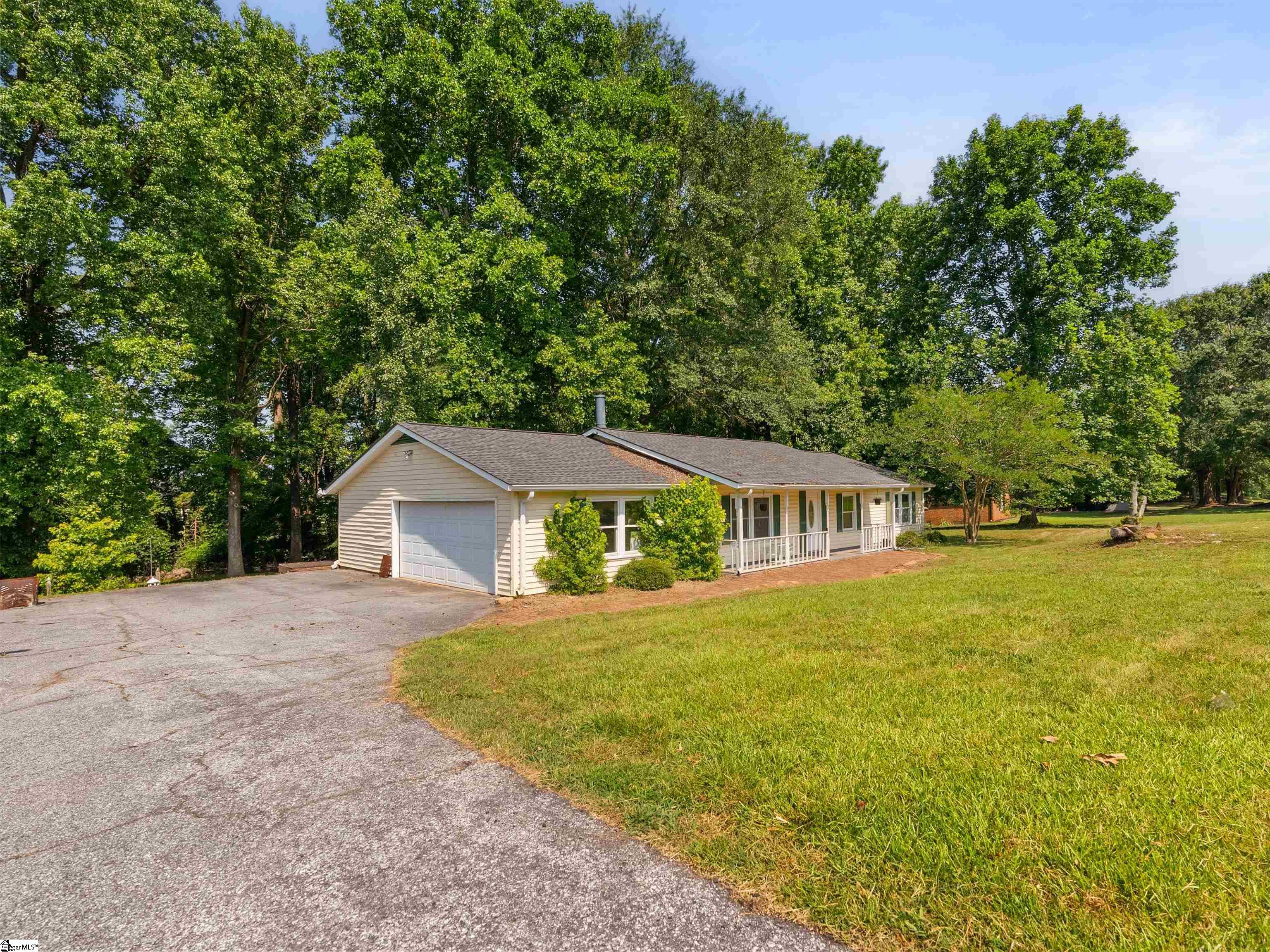 113 Commodore Drive