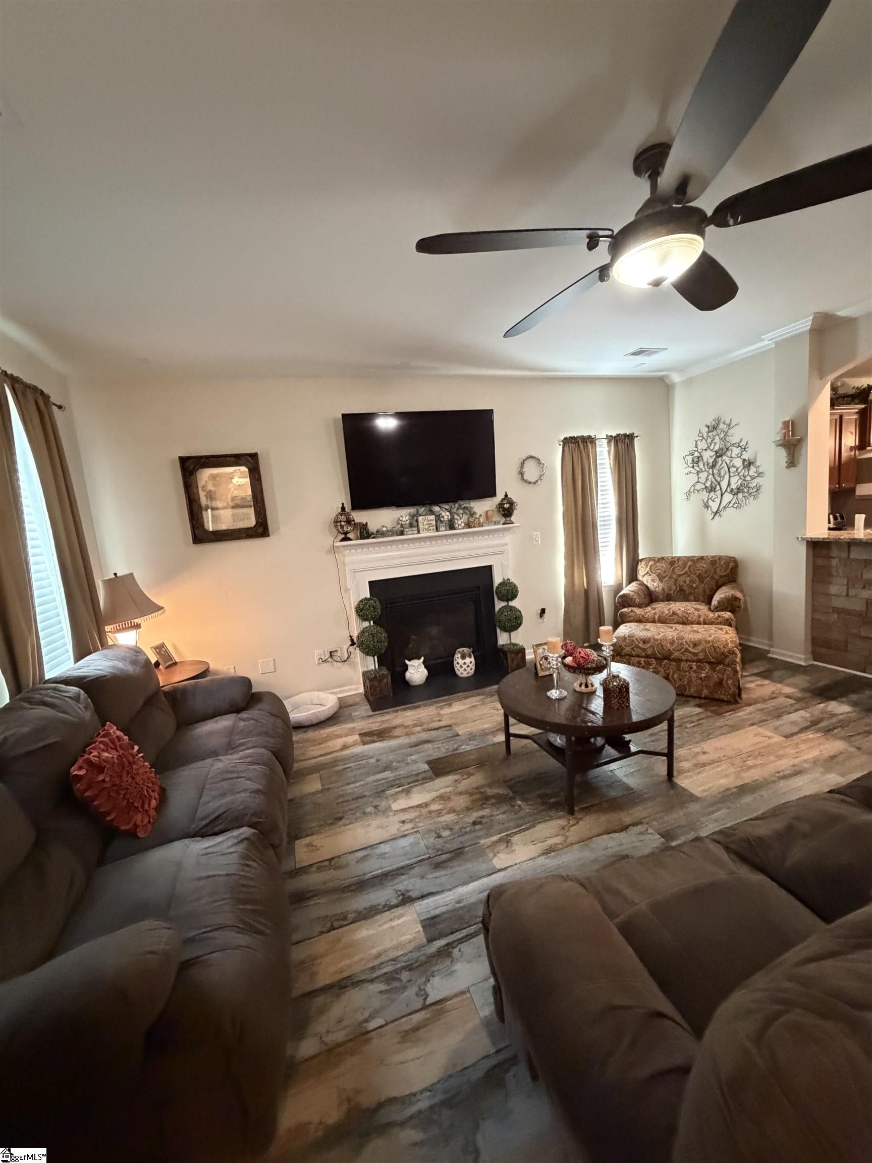 267 Castleton Circle