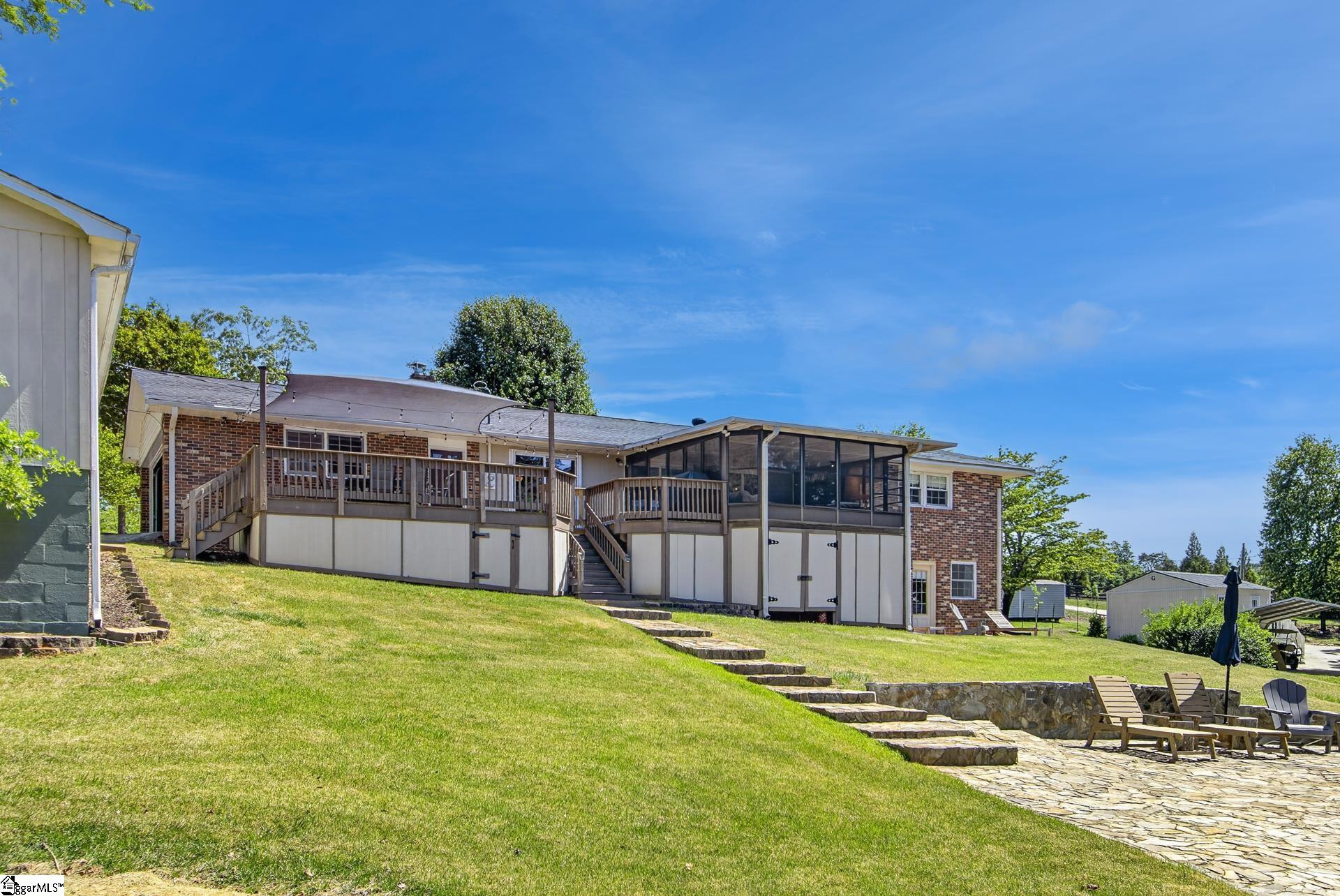 1111 Liberty Roe