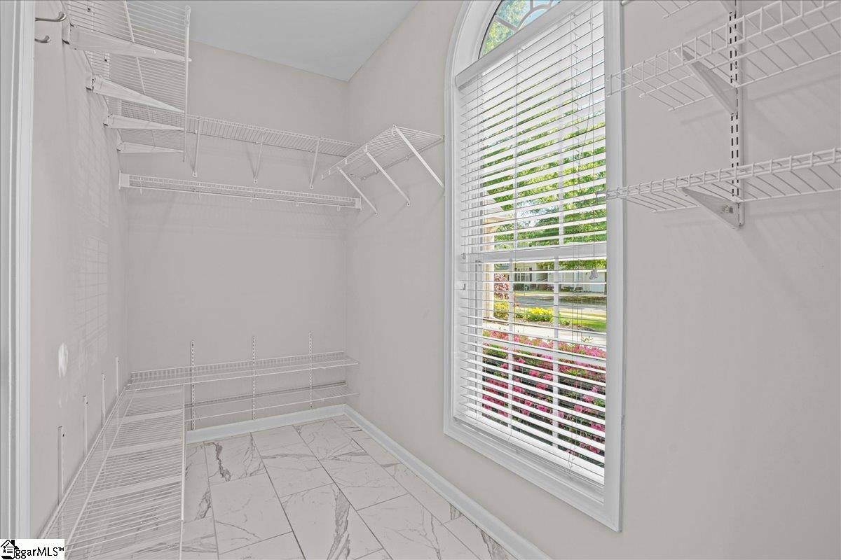 Simpsonville, South Carolina 29680, United States, 4 Bedrooms Bedrooms, ,2 BathroomsBathrooms,Residential,Contingent,123582