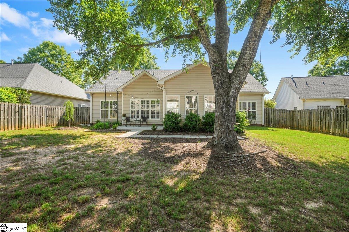 Simpsonville, South Carolina 29680, United States, 4 Bedrooms Bedrooms, ,2 BathroomsBathrooms,Residential,Contingent,123582