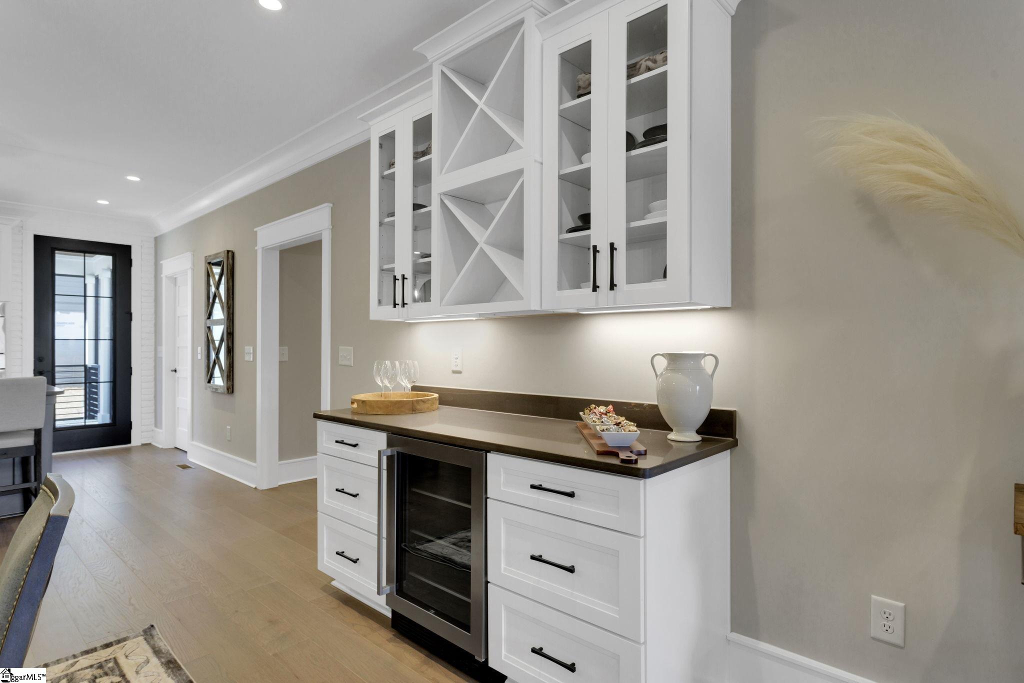 3008 English Cottage Way