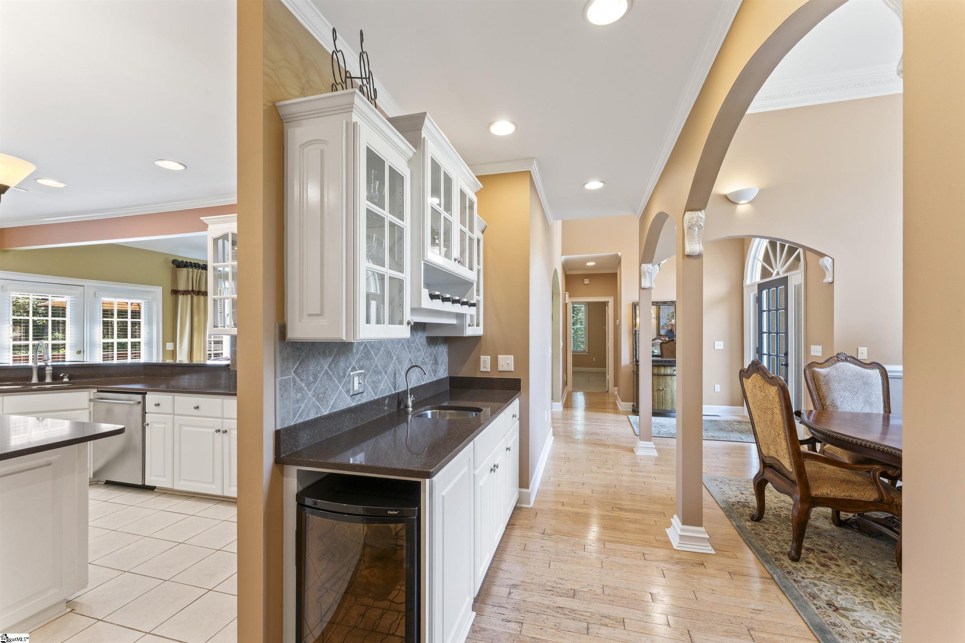 Anderson, South Carolina 29621, United States, 4 Bedrooms Bedrooms, ,4 BathroomsBathrooms,Residential,Active,201136