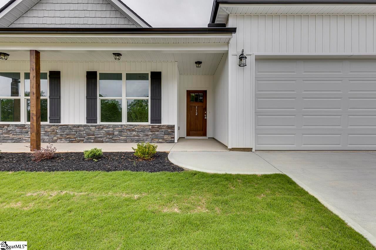 112 Walters Way