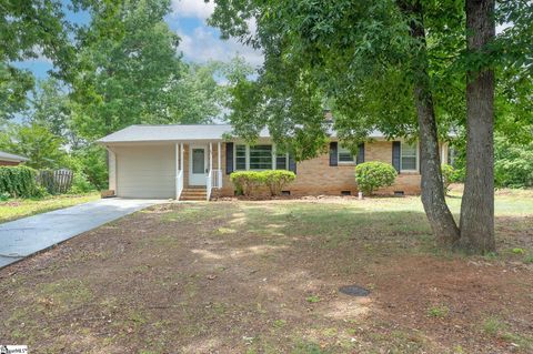 Photo of 31 Blue Mountain Drive, Greenville, SC 29617 (MLS # 1590800)