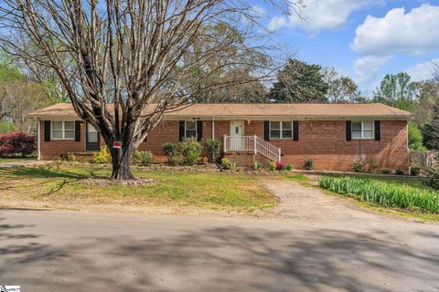 2 Easy Street Taylors SC 29687