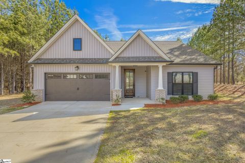 Photo of 95 Dendy Street, Pelzer, SC 29669 (MLS # 1581916)