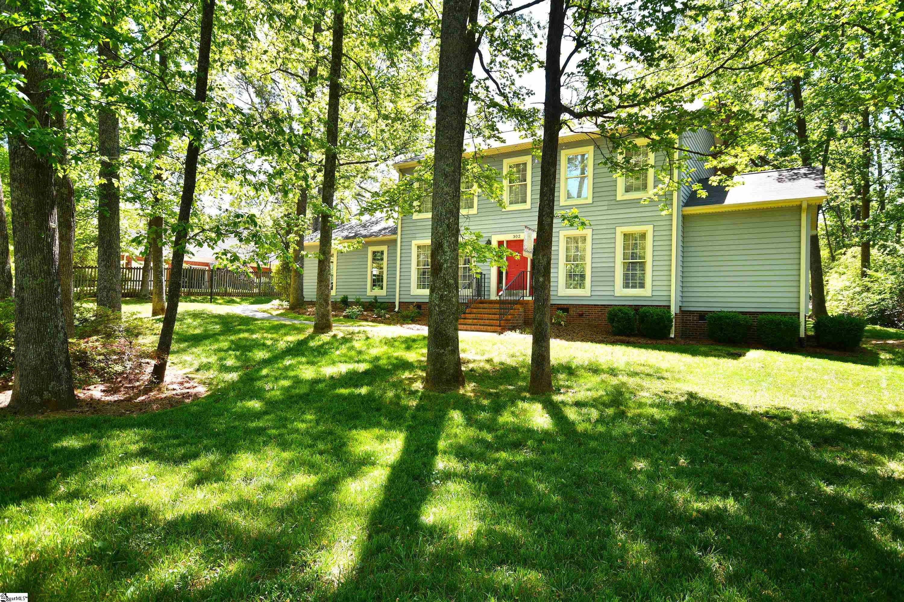 302 Inverness Way