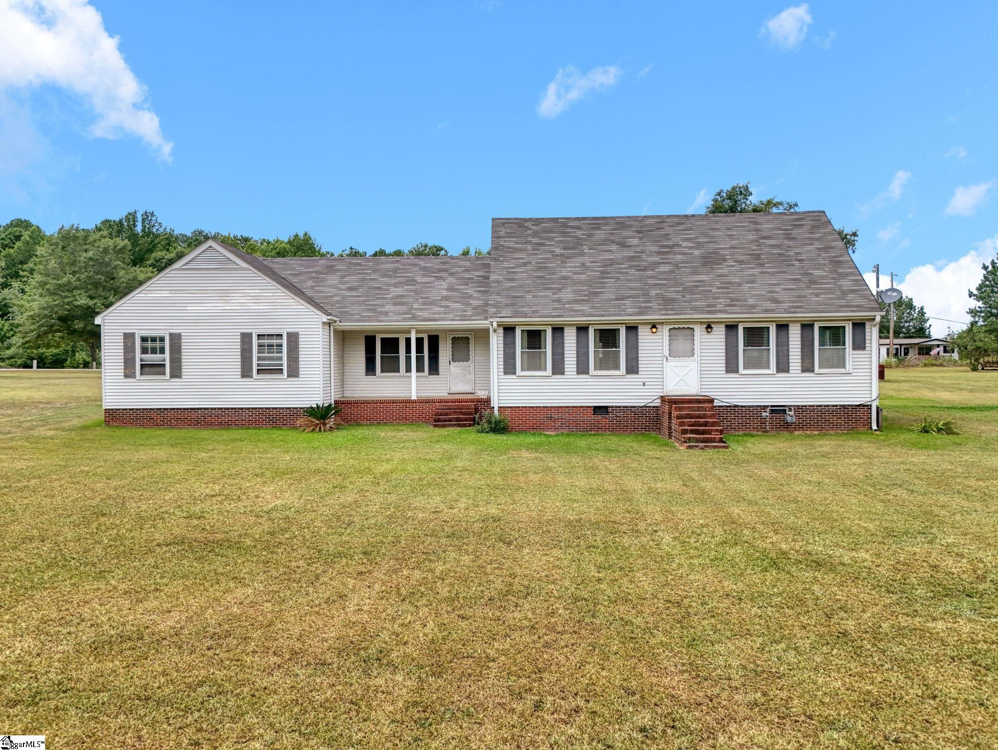 1154 Sandy Spring Road, Laurens, SC, 29360