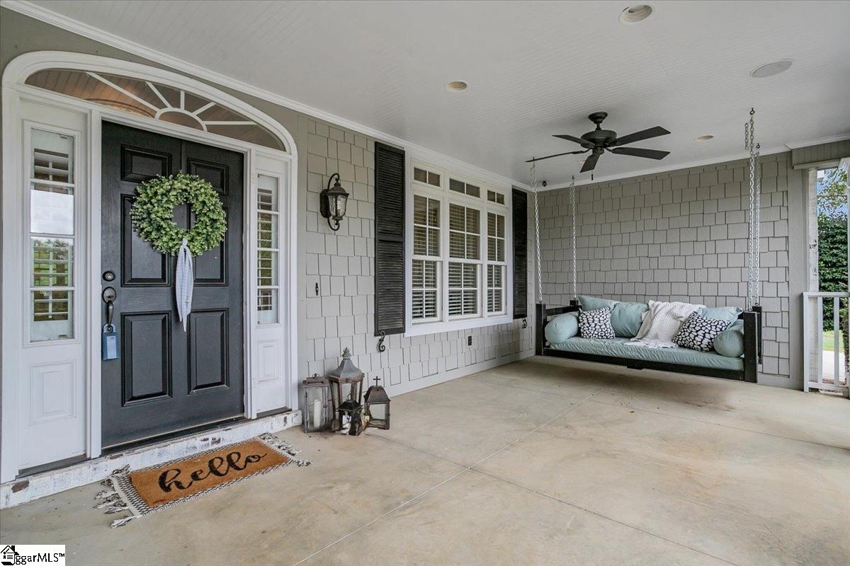 409 Arthurs Court