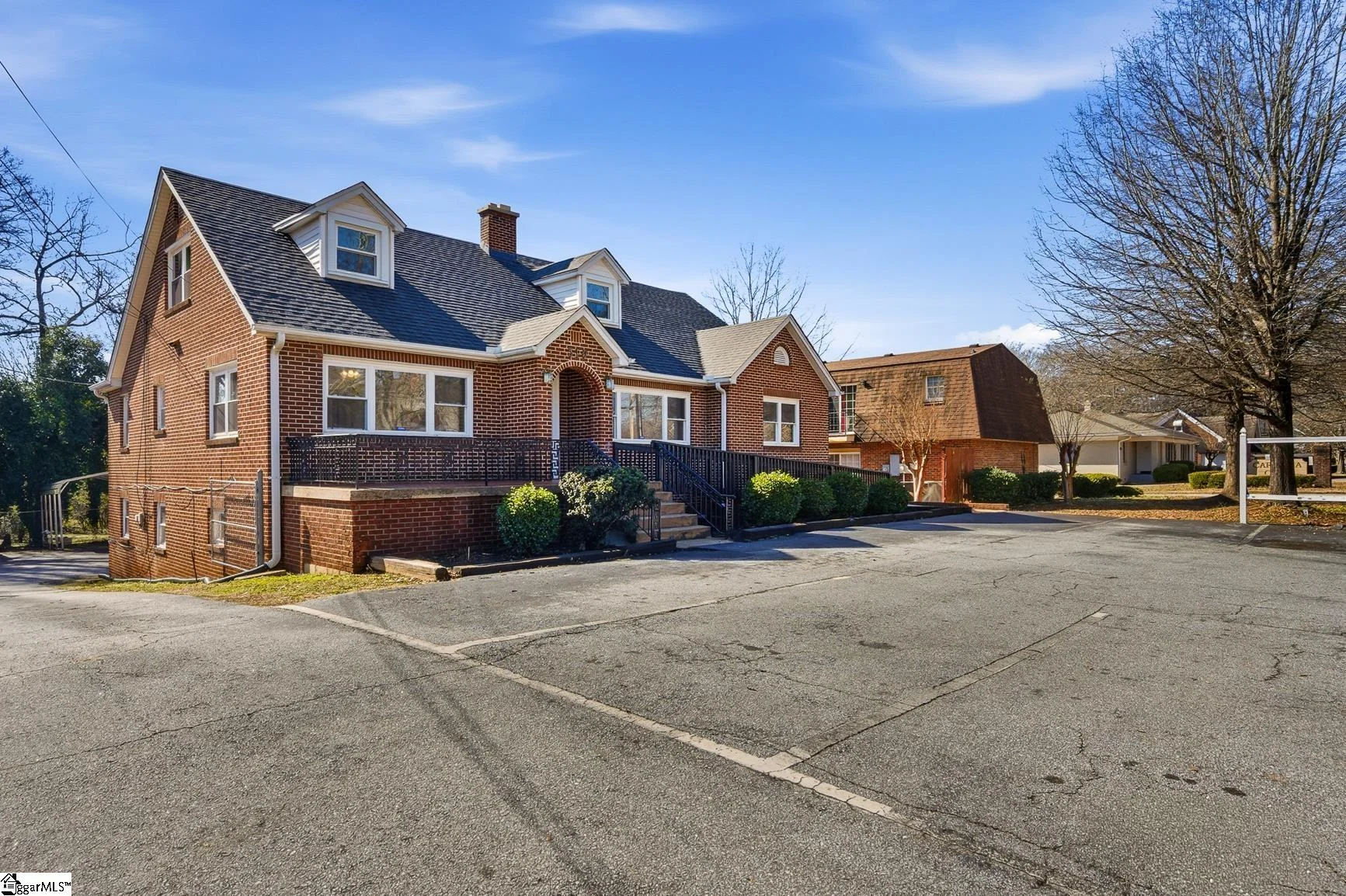 510 E Calhoun Street