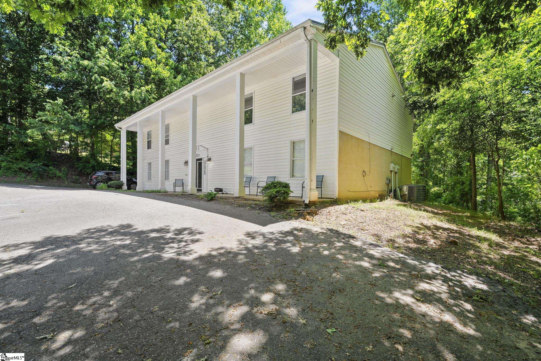 211 Brookside Drive