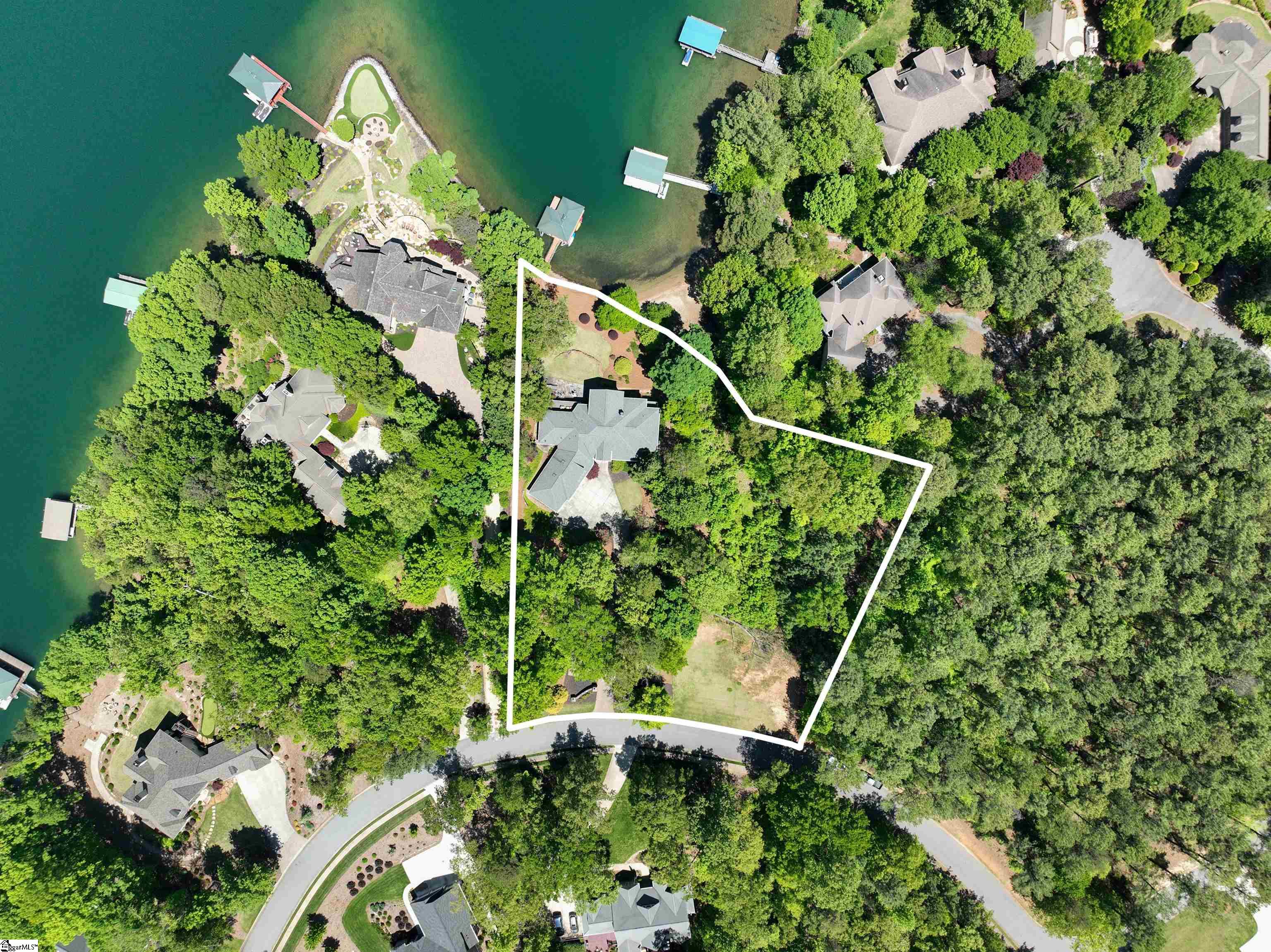 217 E Wynward Pointe Drive Lot 98 & 99 Wynward Pointe