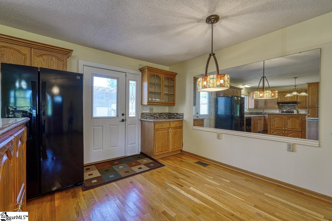 Real Estate Search 3 110 Milliken Road
