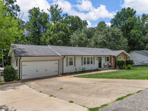 Photo of 205 Maxie Avenue, Greenville, SC 29611 (MLS # 1583898)