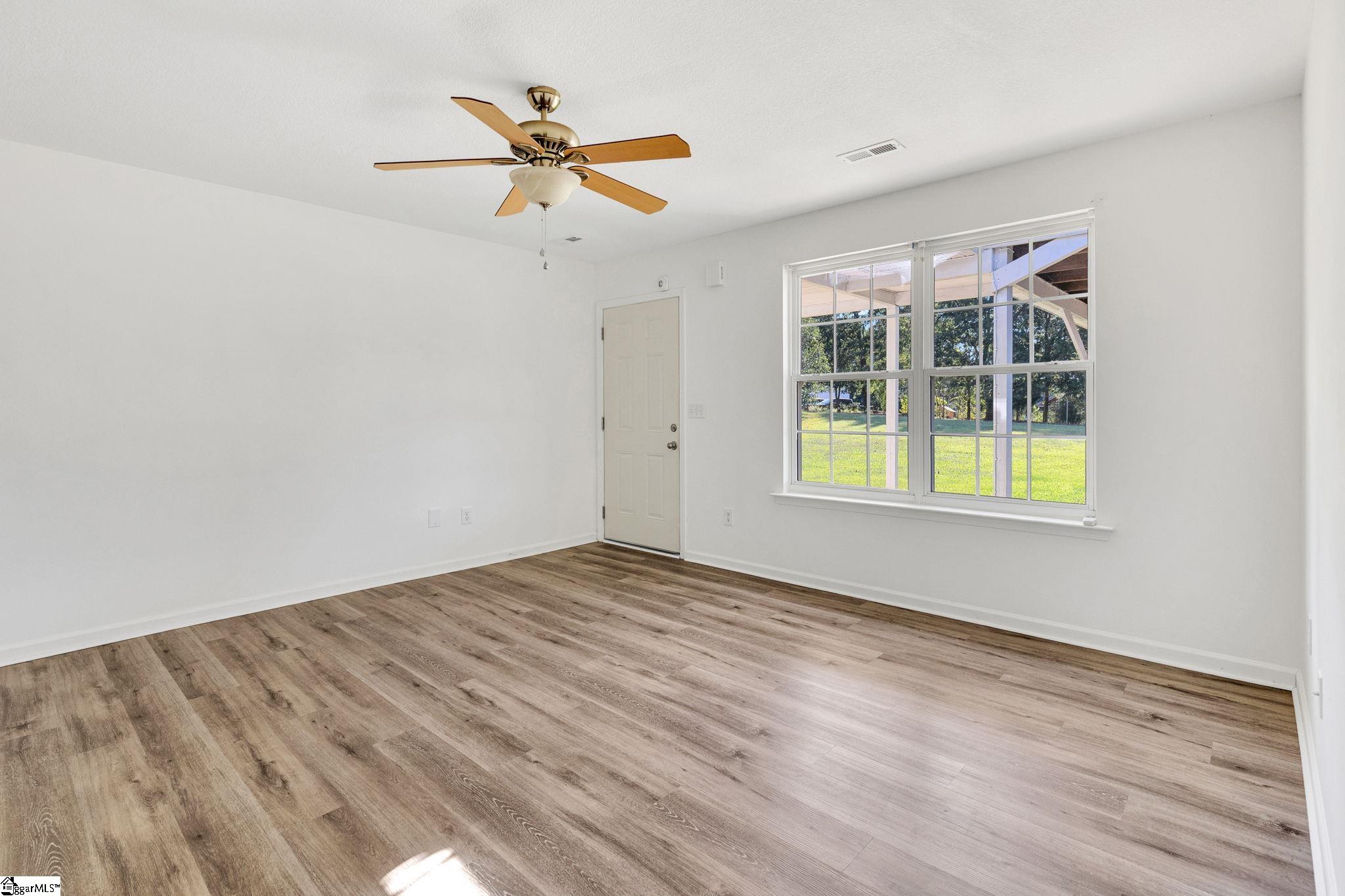 Greenville, South Carolina 29611, United States, 4 Bedrooms Bedrooms, ,2 BathroomsBathrooms,Residential,Active,185795