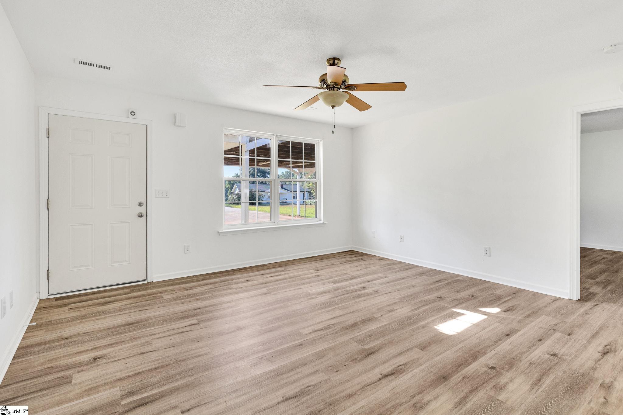 Greenville, South Carolina 29611, United States, 4 Bedrooms Bedrooms, ,2 BathroomsBathrooms,Residential,Active,185795