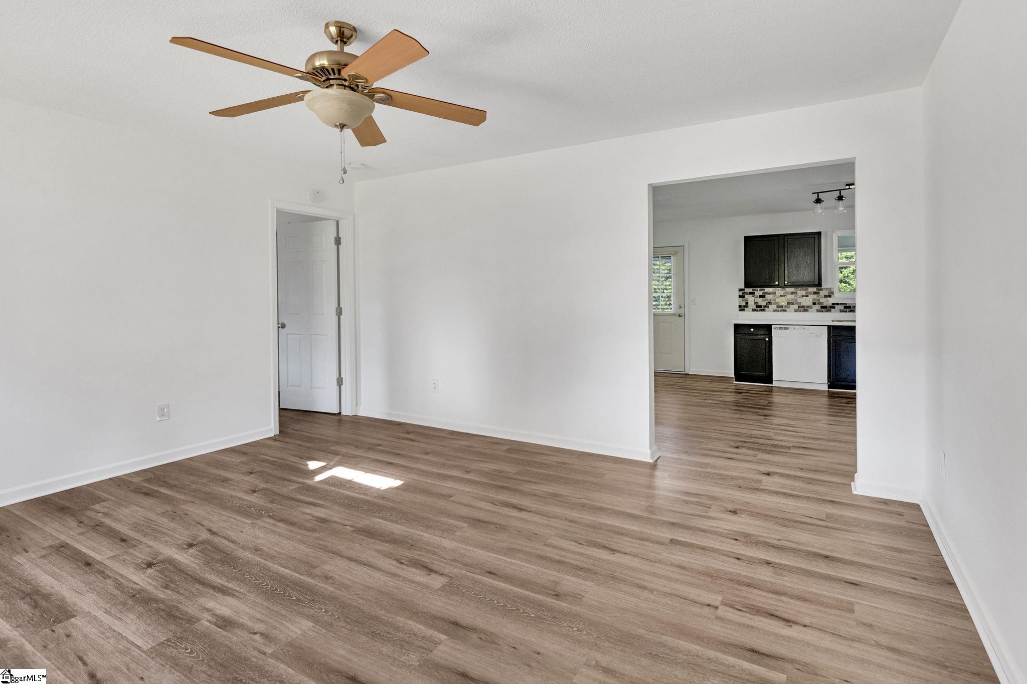 Greenville, South Carolina 29611, United States, 4 Bedrooms Bedrooms, ,2 BathroomsBathrooms,Residential,Active,185795