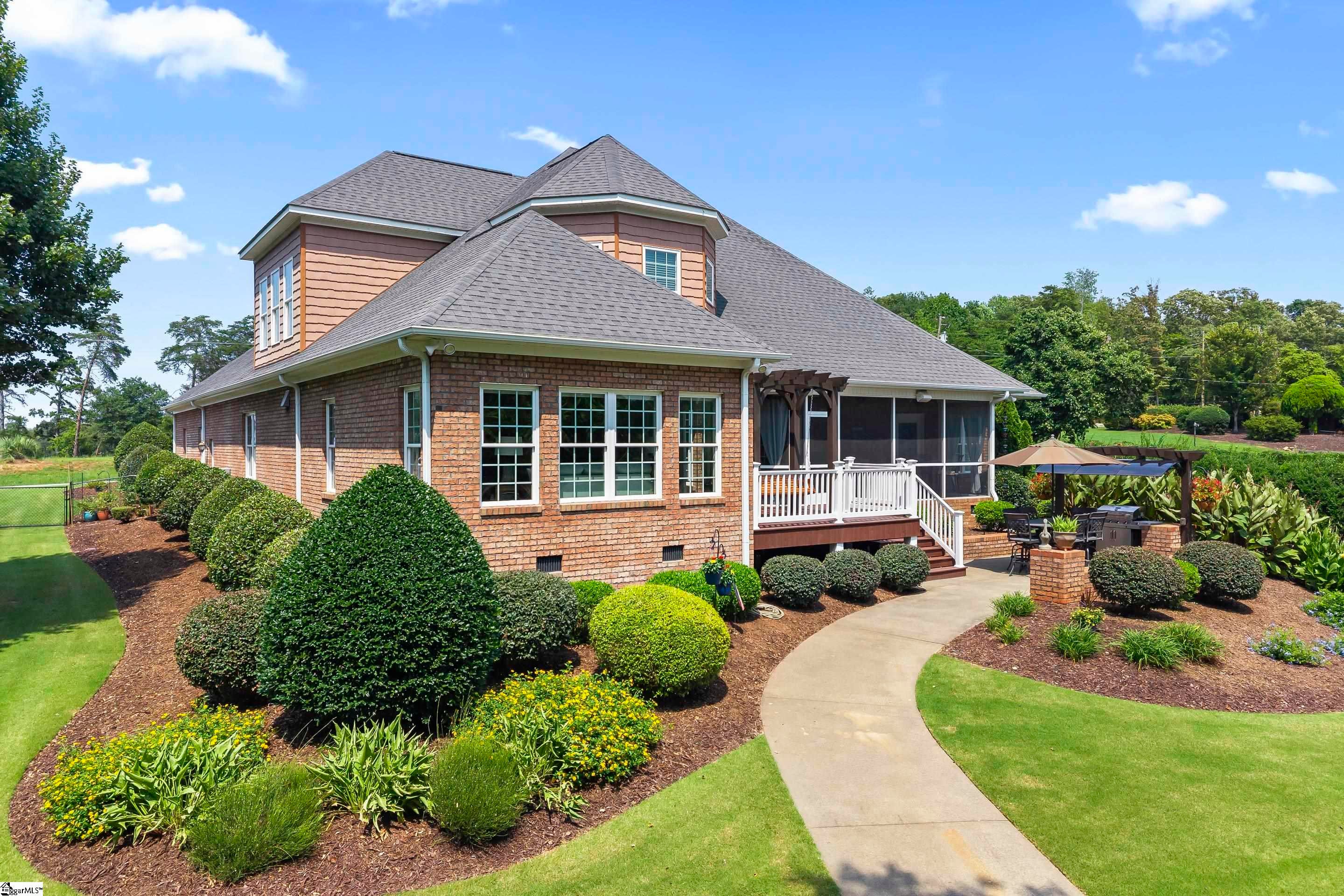 1225 Sunset Lane