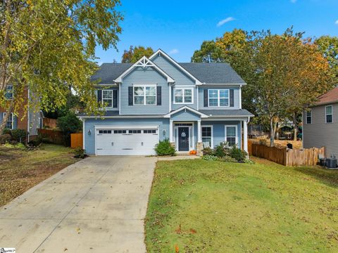 Photo of 12 Glenbow Court, Greenville, SC 29680 (MLS # 1573670)