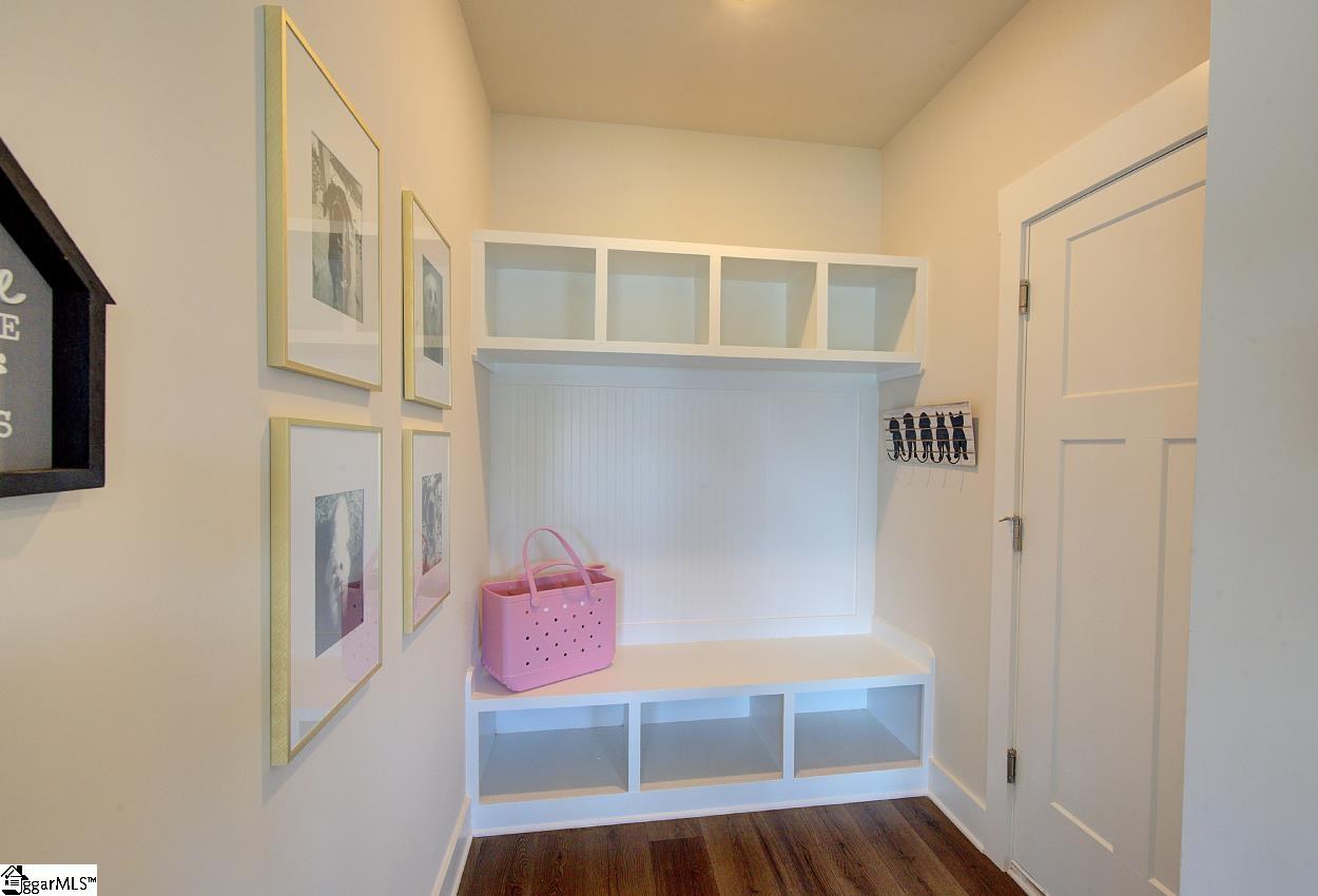 Greenville, South Carolina 29605, United States, 5 Bedrooms Bedrooms, ,3 BathroomsBathrooms,Residential,Active,150559