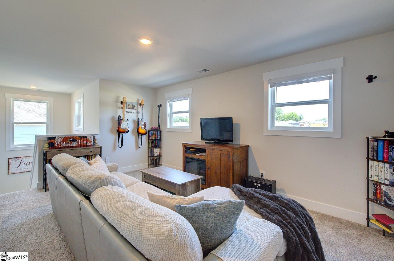 Greenville, South Carolina 29605, United States, 5 Bedrooms Bedrooms, ,3 BathroomsBathrooms,Residential,Active,150559