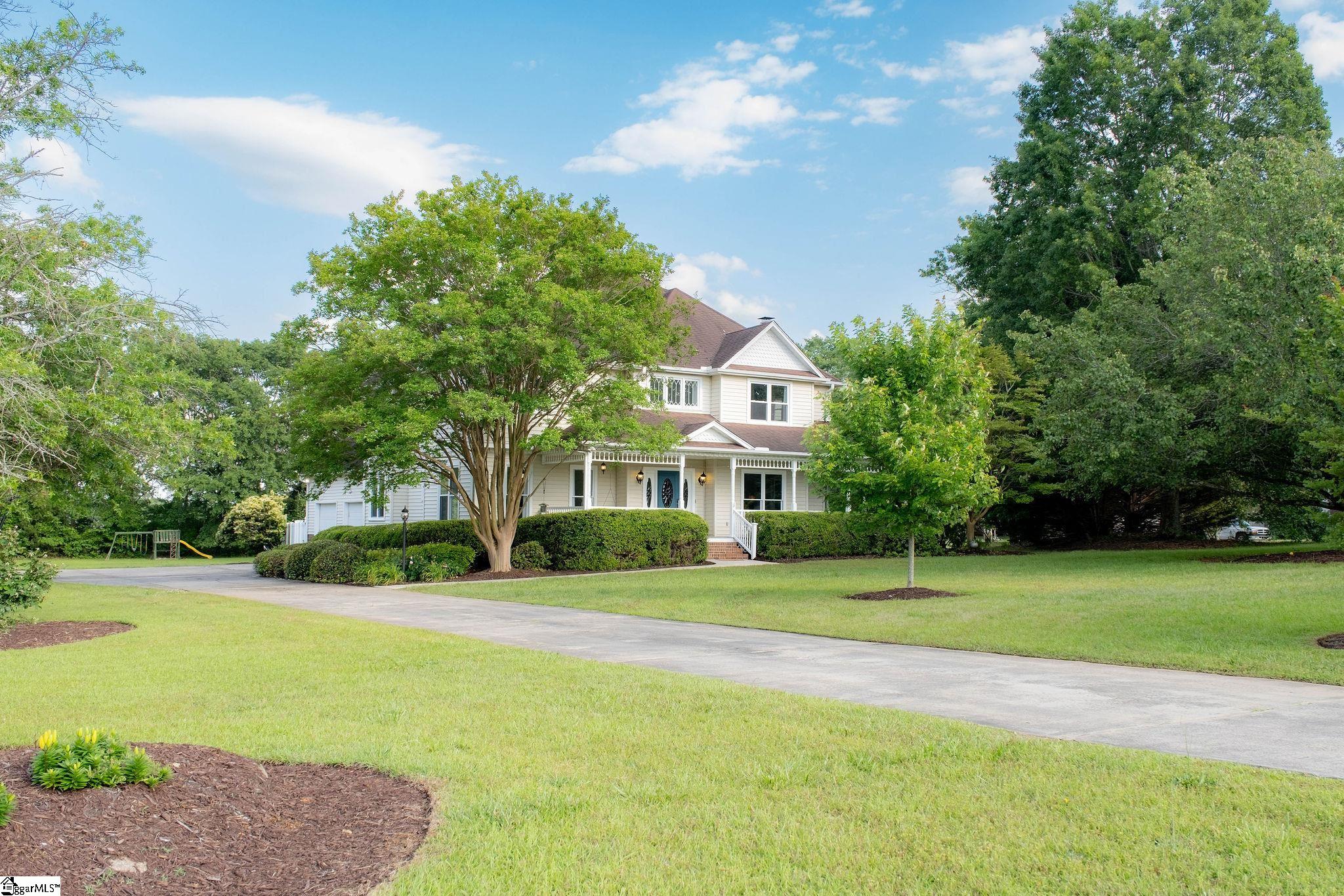 106 Knoll Creek Drive