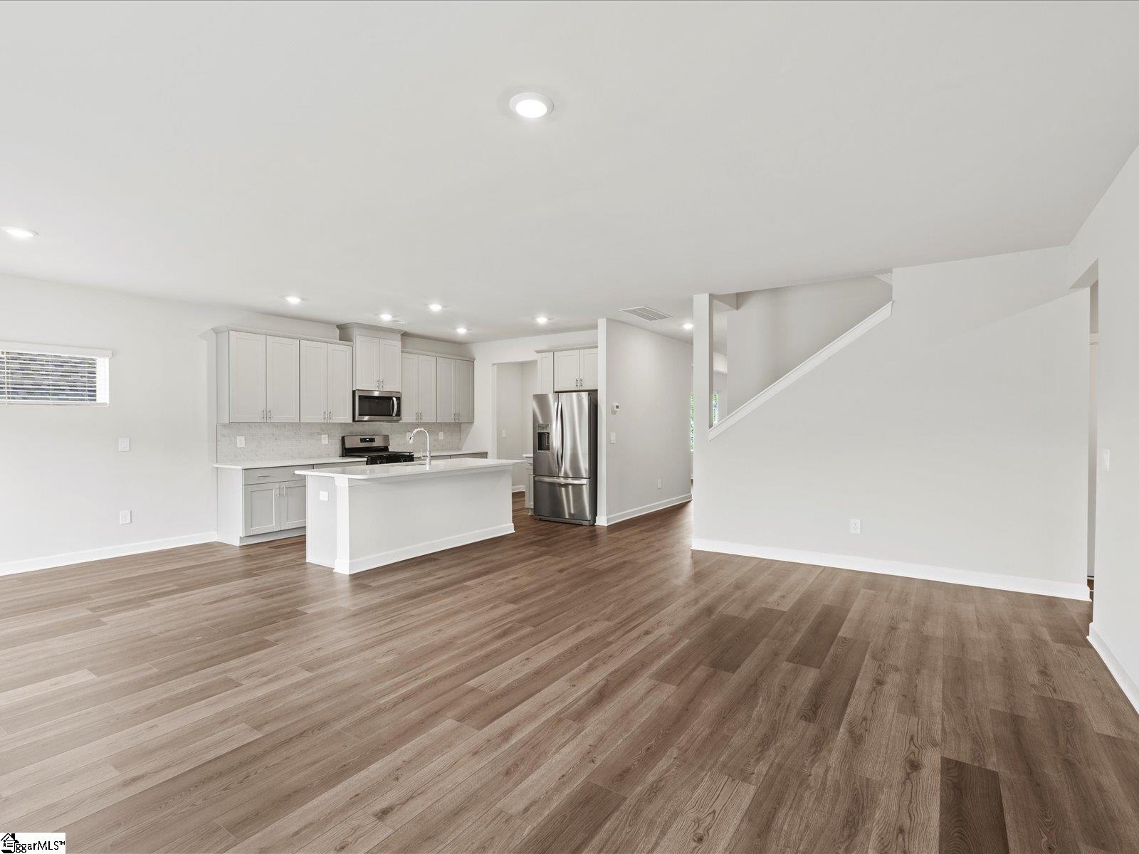 560 Ward Wilson Trail