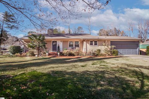Photo of 103 Forest Drive, Easley, SC 29642 (MLS # 1591782)