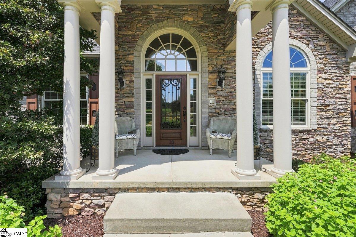 18 Redwing Court