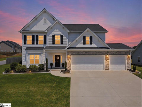 Photo of 501 S Oak Crest Drive, Belton, SC 29697 (MLS # 1597516)