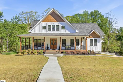 Photo of 308 S Artillery Court, Piedmont, SC 29673 (MLS # 1588155)