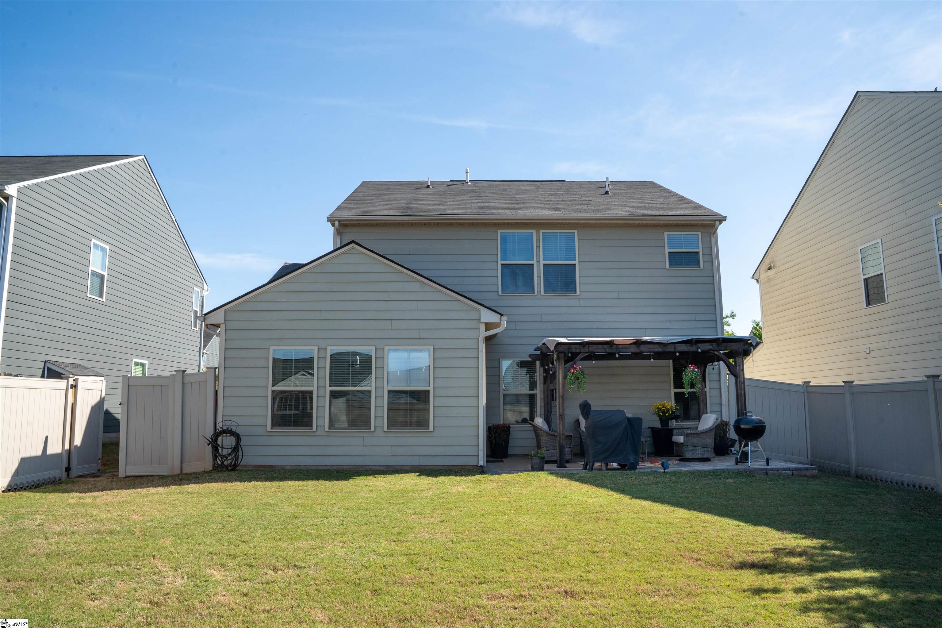 609 Windward Lane