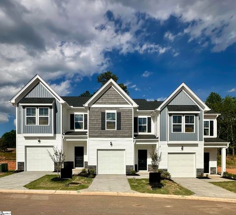 Photo of 32 Stoneview Way, Taylors, SC 29687 (MLS # 1588914)