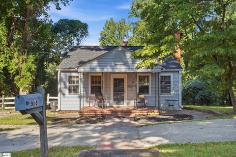 Photo of 316 Melville Avenue, Greenville, SC 29605 (MLS # 1603195)