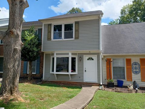 Photo of 16 Townes Court, Spartanburg, SC 29301 (MLS # 1597934)